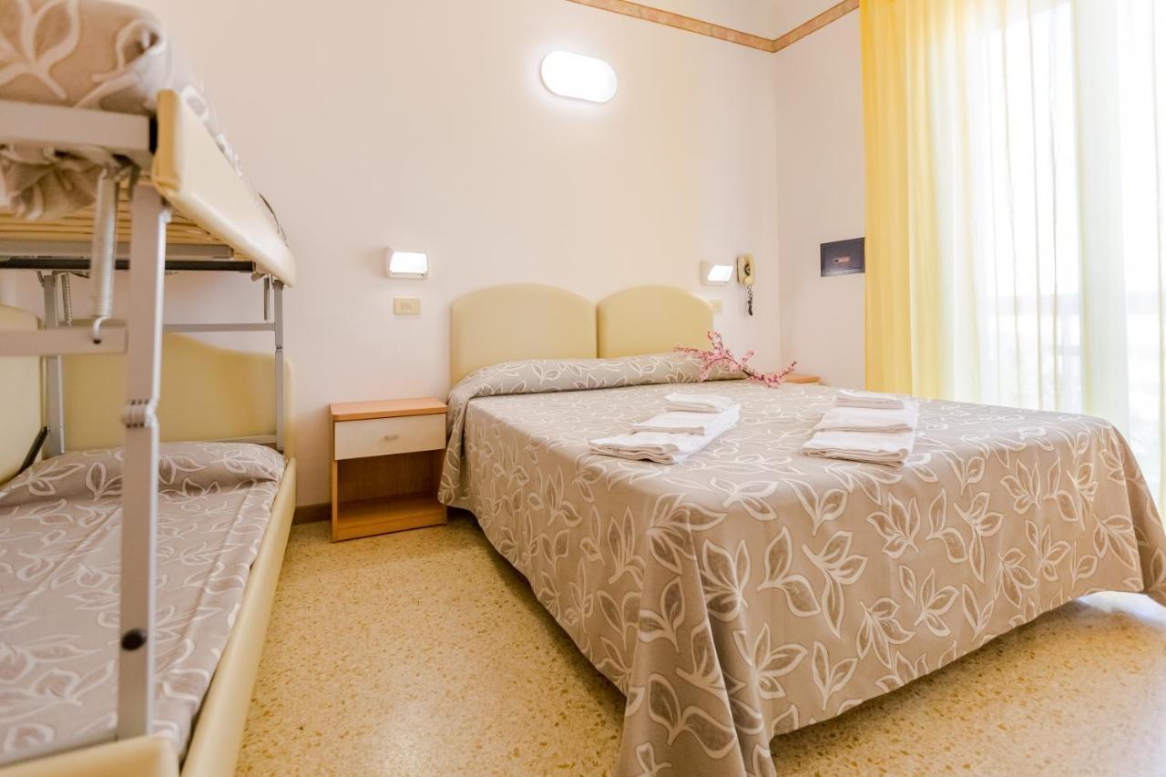 Hotel Bagli Rimini Bagian luar foto