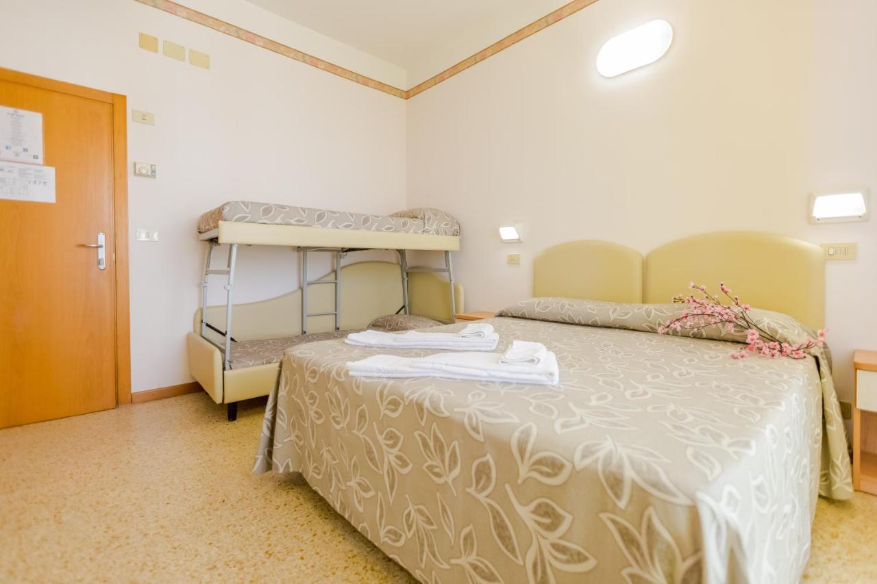 Hotel Bagli Rimini Bagian luar foto