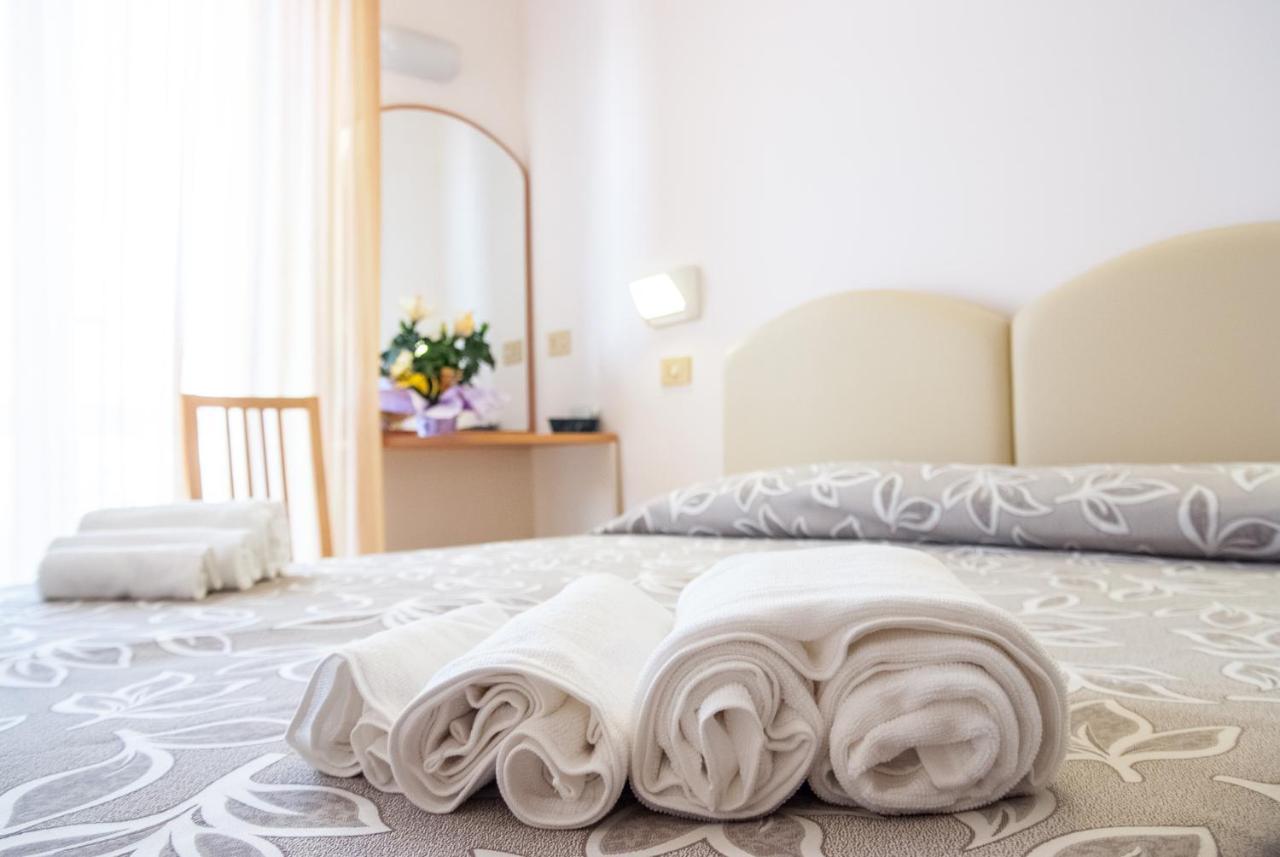 Hotel Bagli Rimini Bagian luar foto